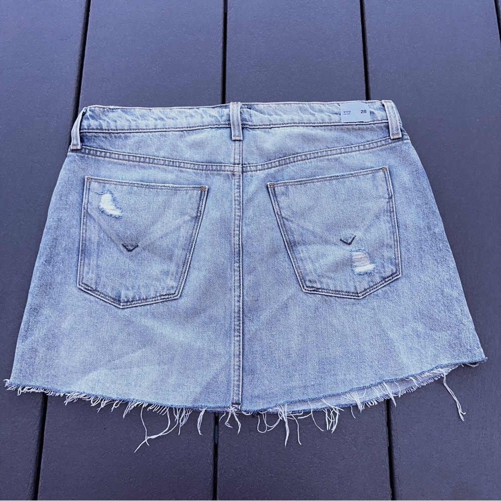 Hudson Jeans Vivid Distressed Light Denim Mini Skirt, Size 28, NWT - Picture 4 of 7